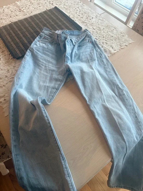 Aritzia levis 501 90s - Picture 4 of 5